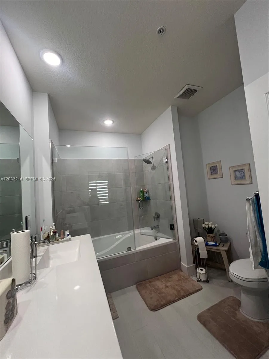 4670 NW 84th Ave # 32, Doral, FL 33166 photo 7