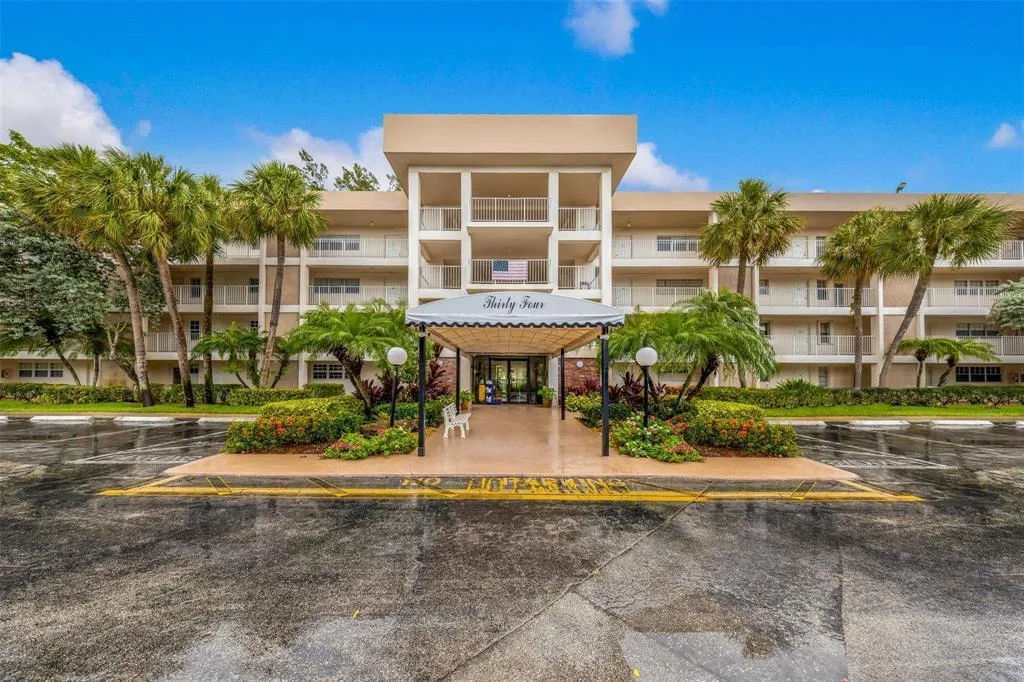 3051 S PALM AIRE Drive # 408, Pompano Beach, FL 33069