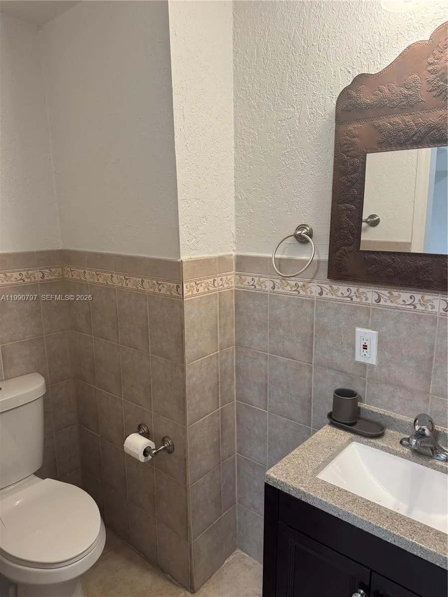 6126 SW 61st St, South Miami, FL 33143 photo 3