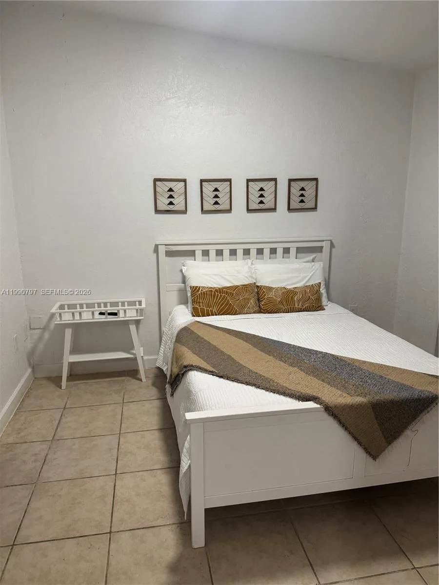 6126 SW 61st St, South Miami, FL 33143 photo 5