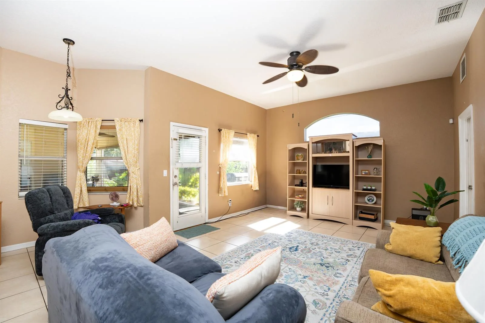 1042 SW Dartmouth Avenue, Port St. Lucie, FL 34953 photo 9