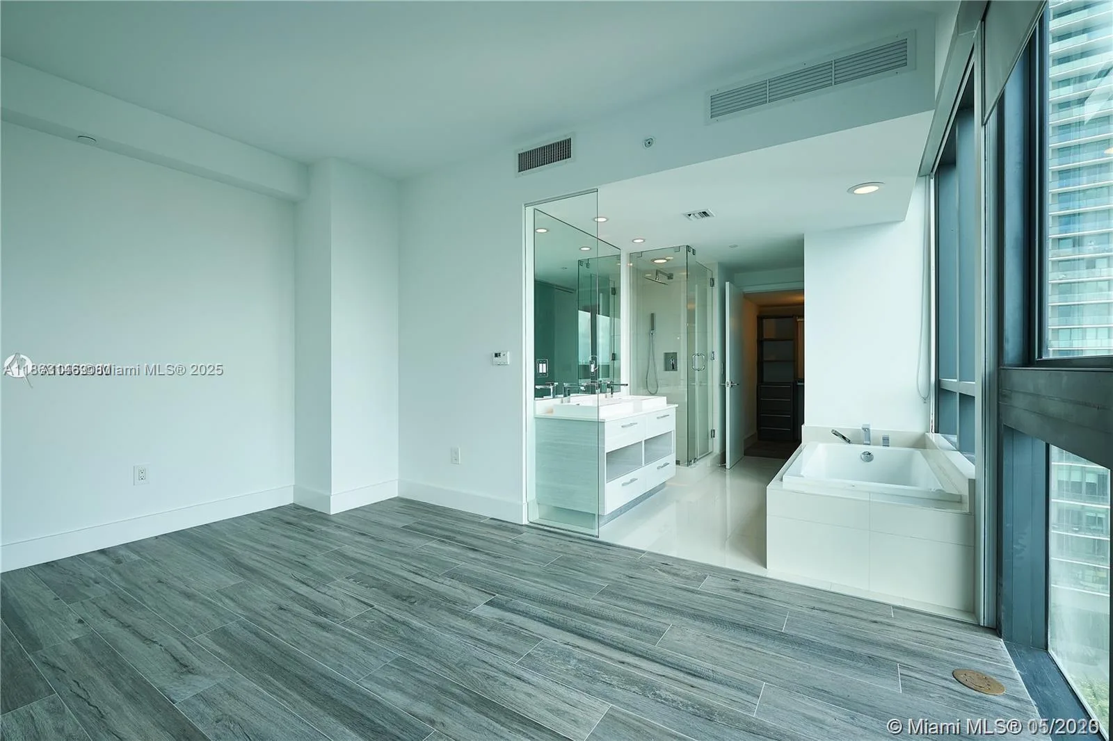 650 NE 32nd St # 1208, Miami, FL 33137 photo 10