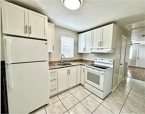 420 DOUGLASS Avenue, West Palm Beach, FL 33401 photo 4