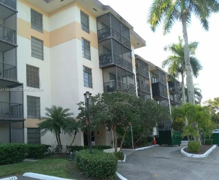 5570 NW 44th St # 507A, Lauderhill, FL 33319