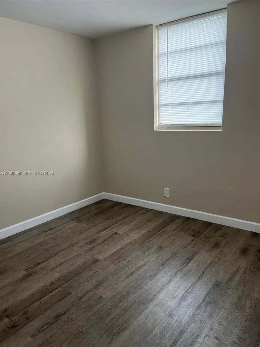 4550 NW 9th St # 701E, Miami, FL 33126 photo 6