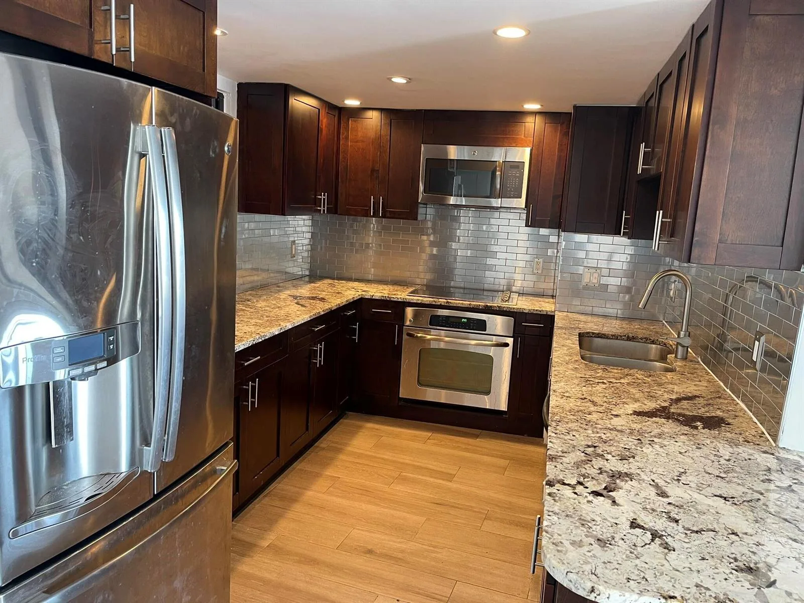 5200 N Flagler Drive # 2004, West Palm Beach, FL 33407