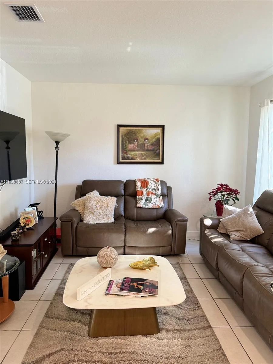 21441 NE 3rd Pl, Miami, FL 33179 photo 8