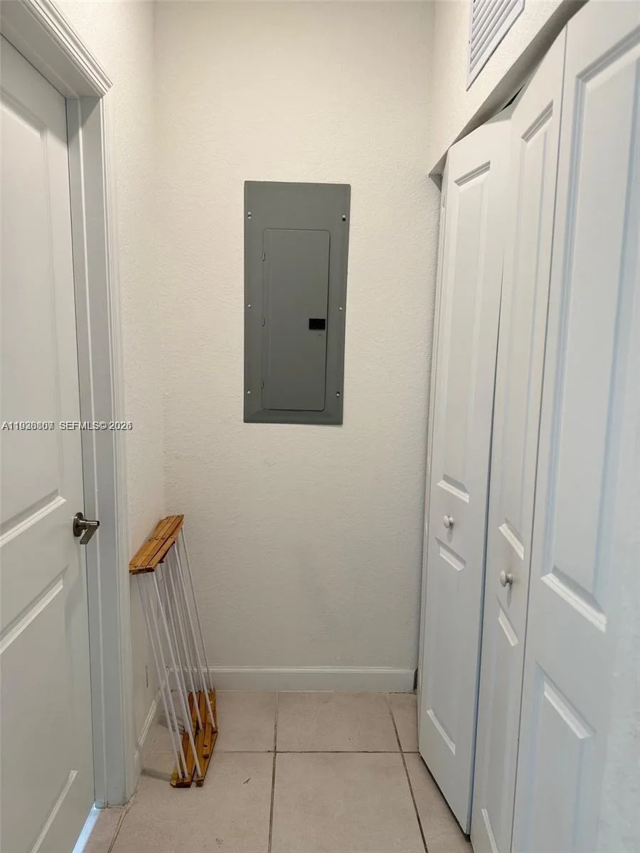 21441 NE 3rd Pl, Miami, FL 33179 photo 9