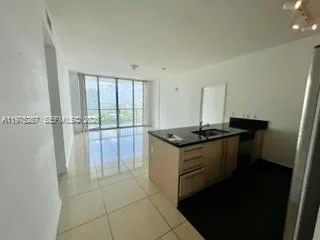 79 SW 12th St # 2904-S, Miami, FL 33130