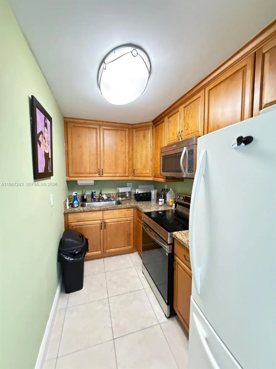 900 NE 18th Avenue # 304, Fort Lauderdale, FL 33304 photo 3