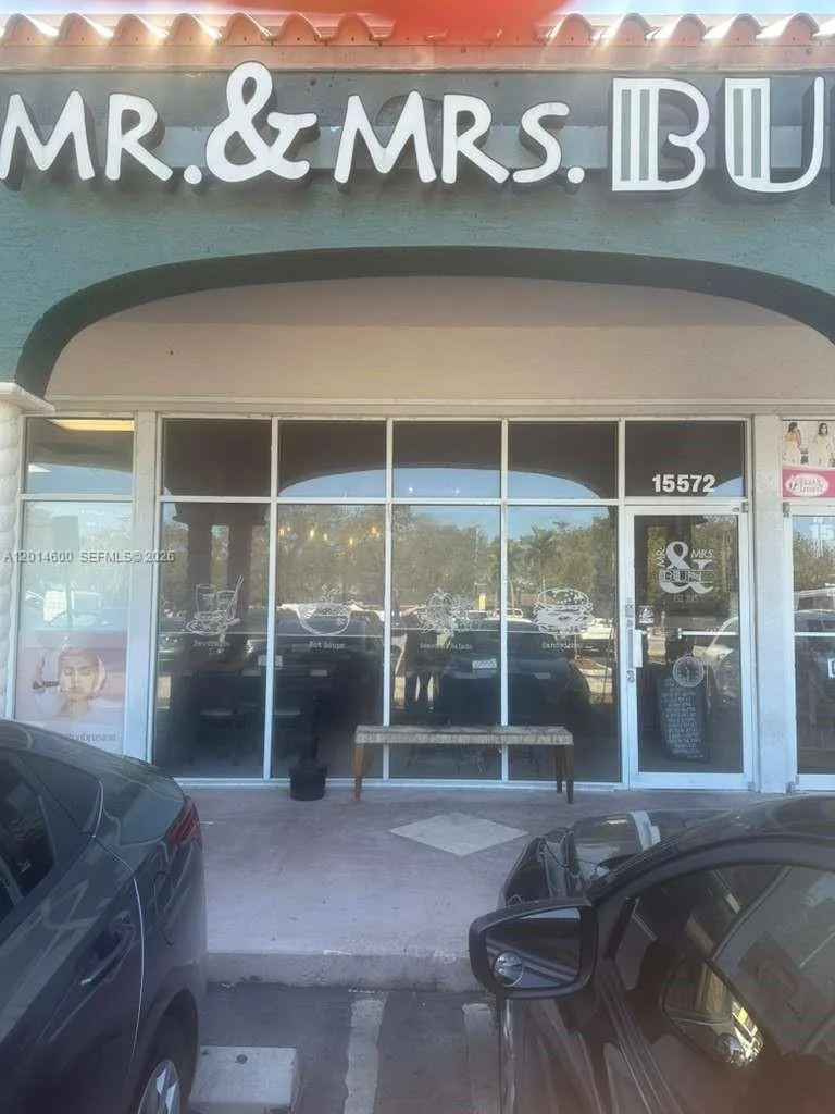 15572 SW 72 Street, Miami, FL 33193