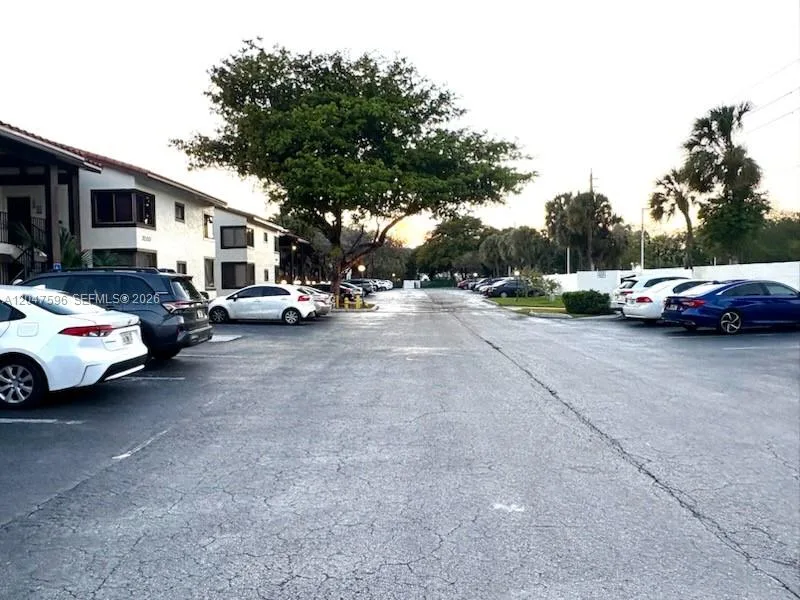 3200 NW 46th St # 205, Oakland Park, FL 33309 — zdjęcie 3