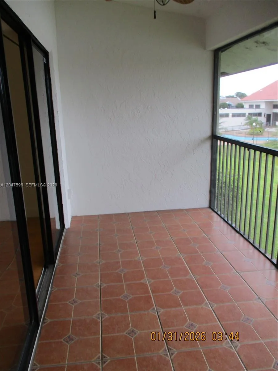 3200 NW 46th St # 205, Oakland Park, FL 33309 photo 9
