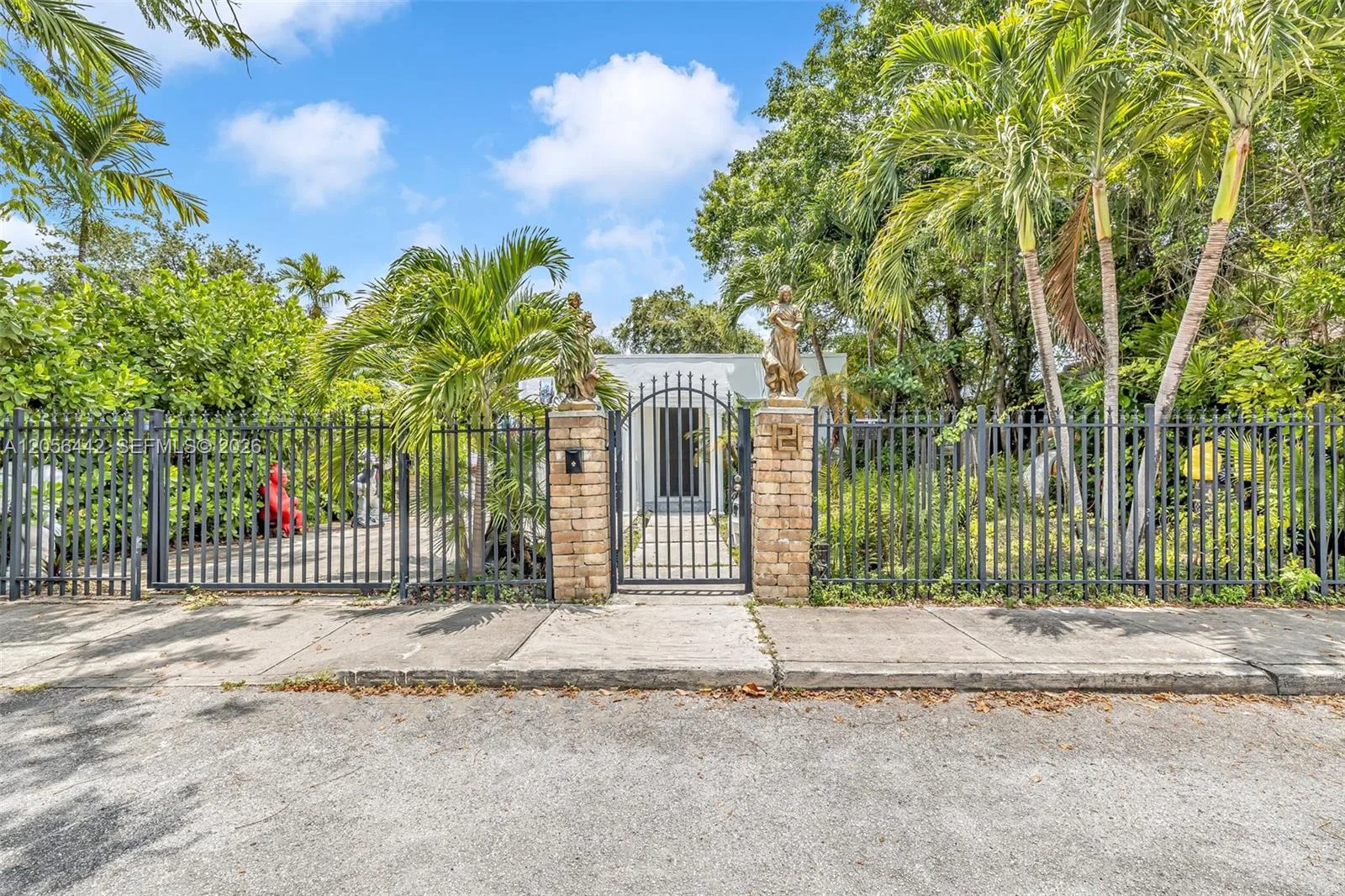 121 NW 47th St, Miami, FL 33127