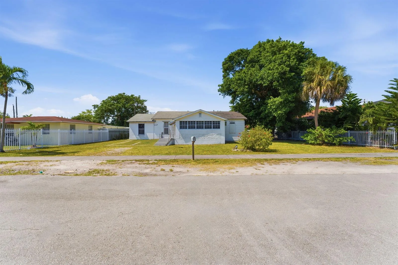 1129 NW 105th Street, Miami, FL 33150 photo 4