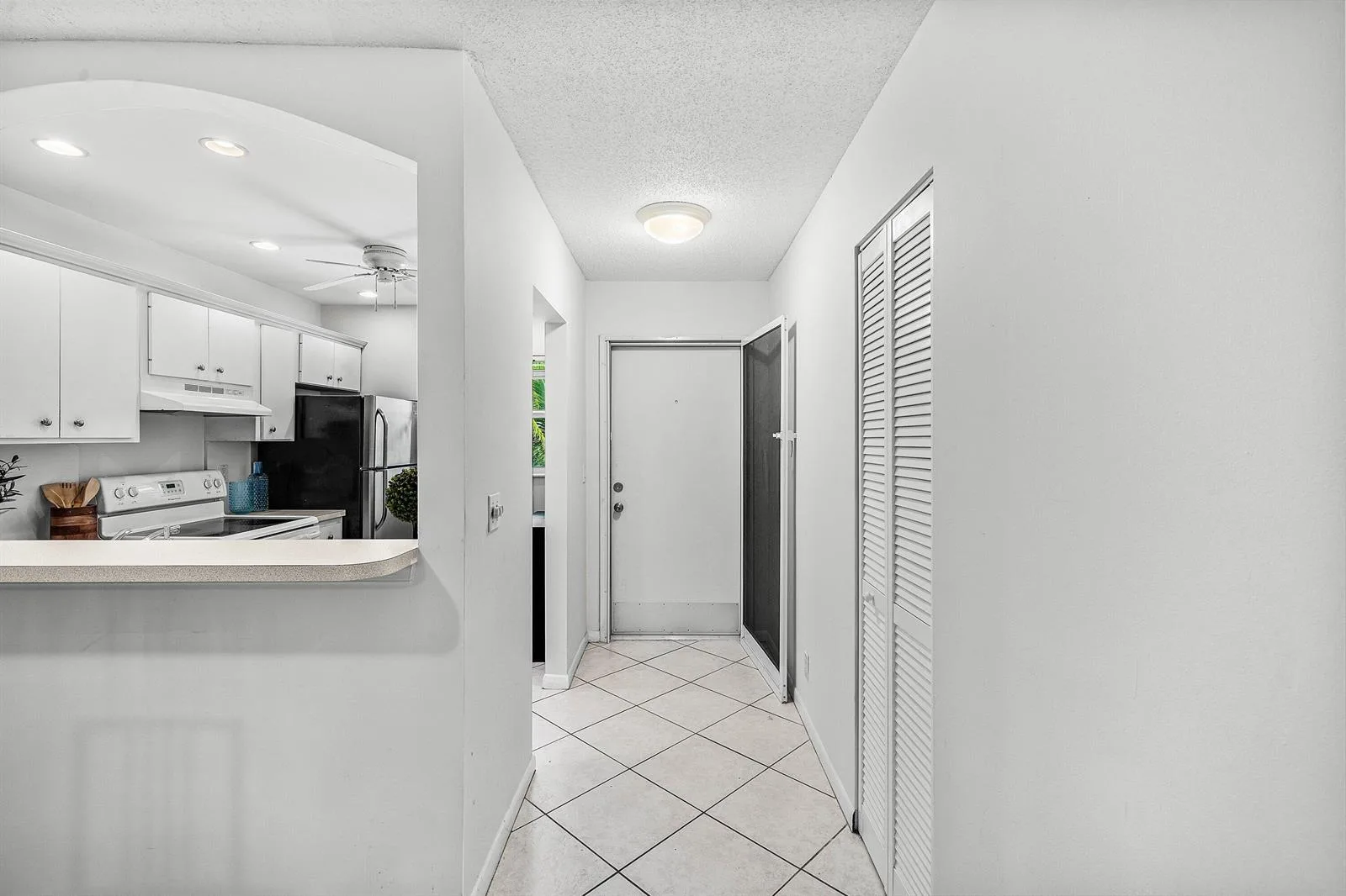 207 Tropic Isle Drive # 208, Delray Beach, FL 33483 photo 4