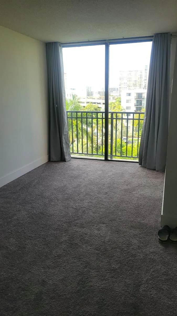 17021 N Bay Road # 608, Sunny Isles Beach, FL 33160 photo 3
