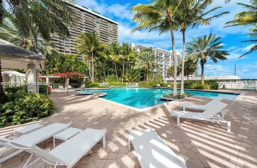 770 NE 69th St # 1E, Miami, FL 33138 photo 3