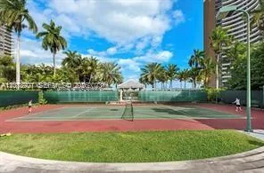 770 NE 69th St # 1E, Miami, FL 33138 photo 4