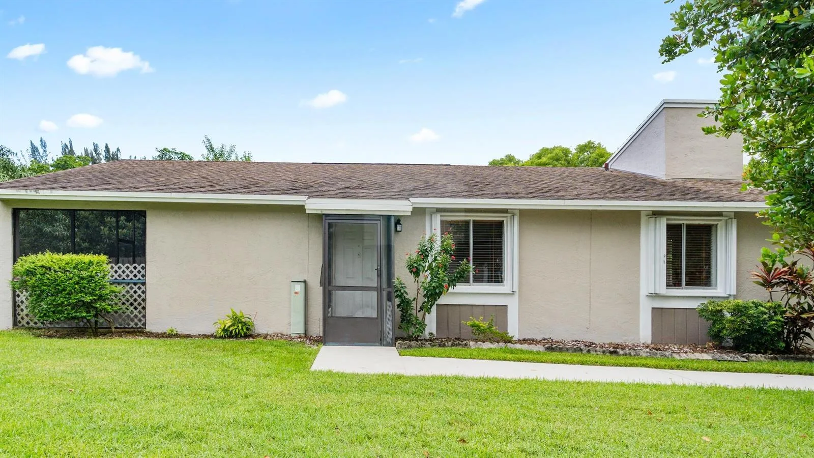 570 Woodgate Circle # A, Sunrise, FL 33326