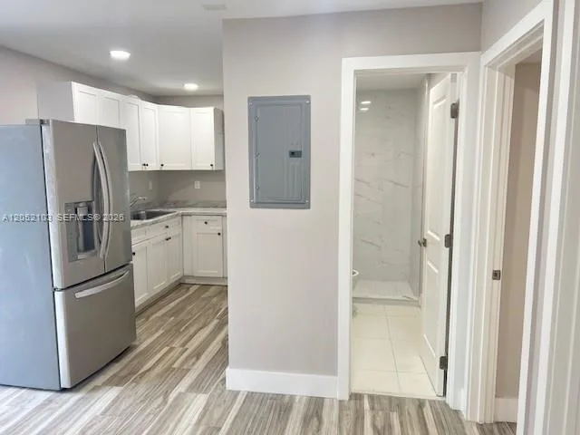 922 NW 2nd St # 2, Miami, FL 33128