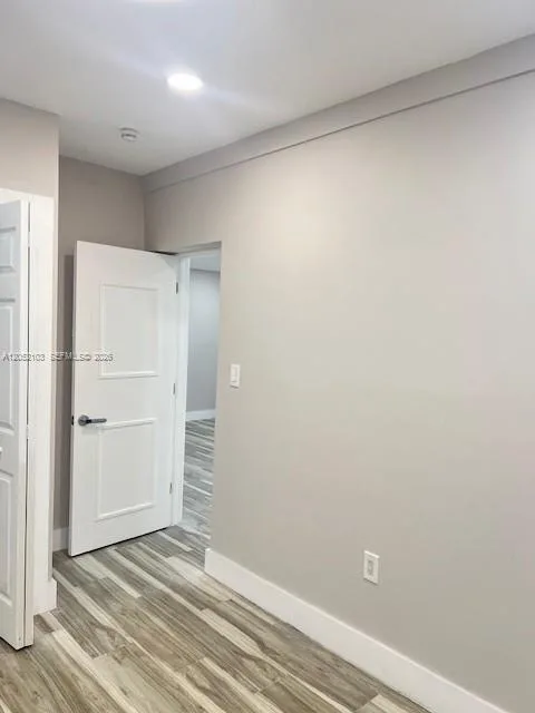 922 NW 2nd St # 2, Miami, FL 33128 photo 4