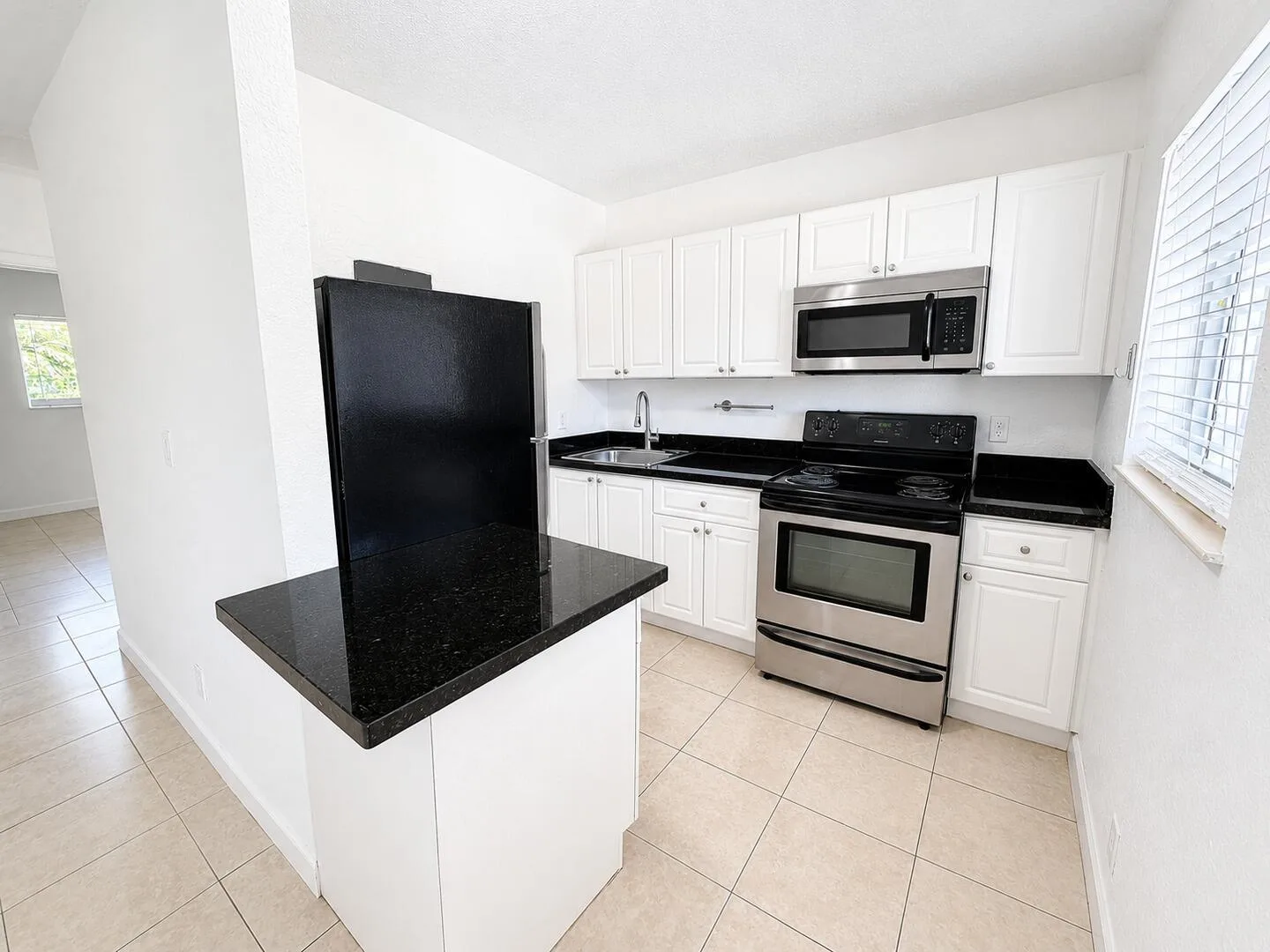 701 SW 14th Avenue # 7, Fort Lauderdale, FL 33312