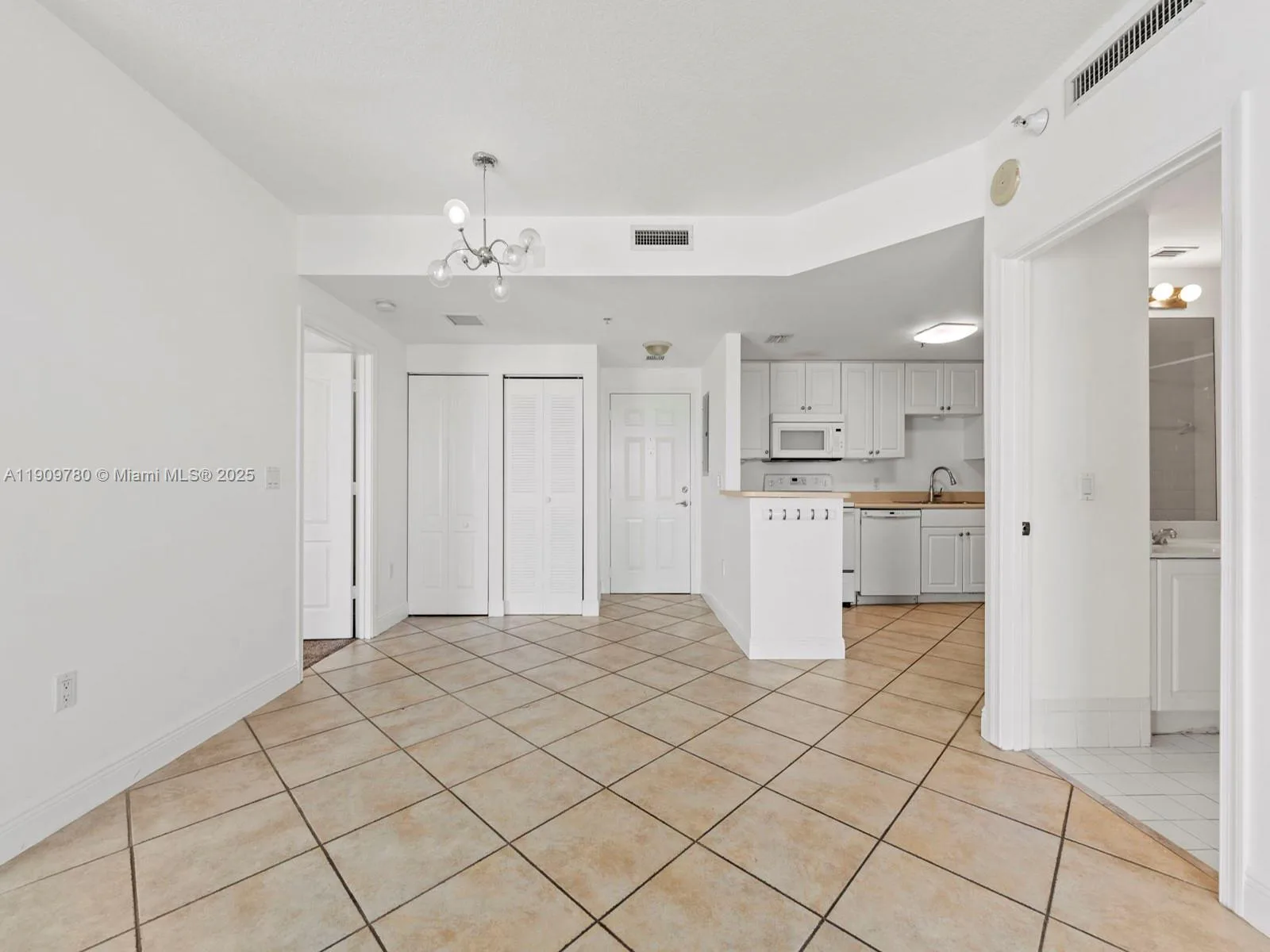1627 SW 37th Ave # 1103, Miami, FL 33145 photo 8