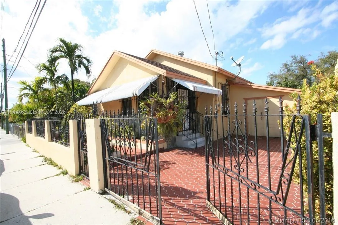 1119 SW 9th St, Miami, FL 33130 photo 2