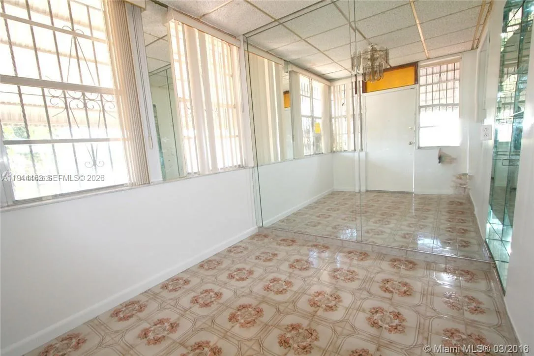 1119 SW 9th St, Miami, FL 33130 photo 3