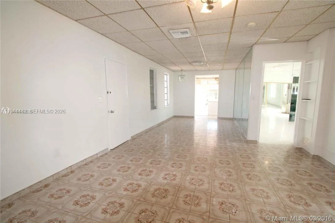 1119 SW 9th St, Miami, FL 33130 photo 5