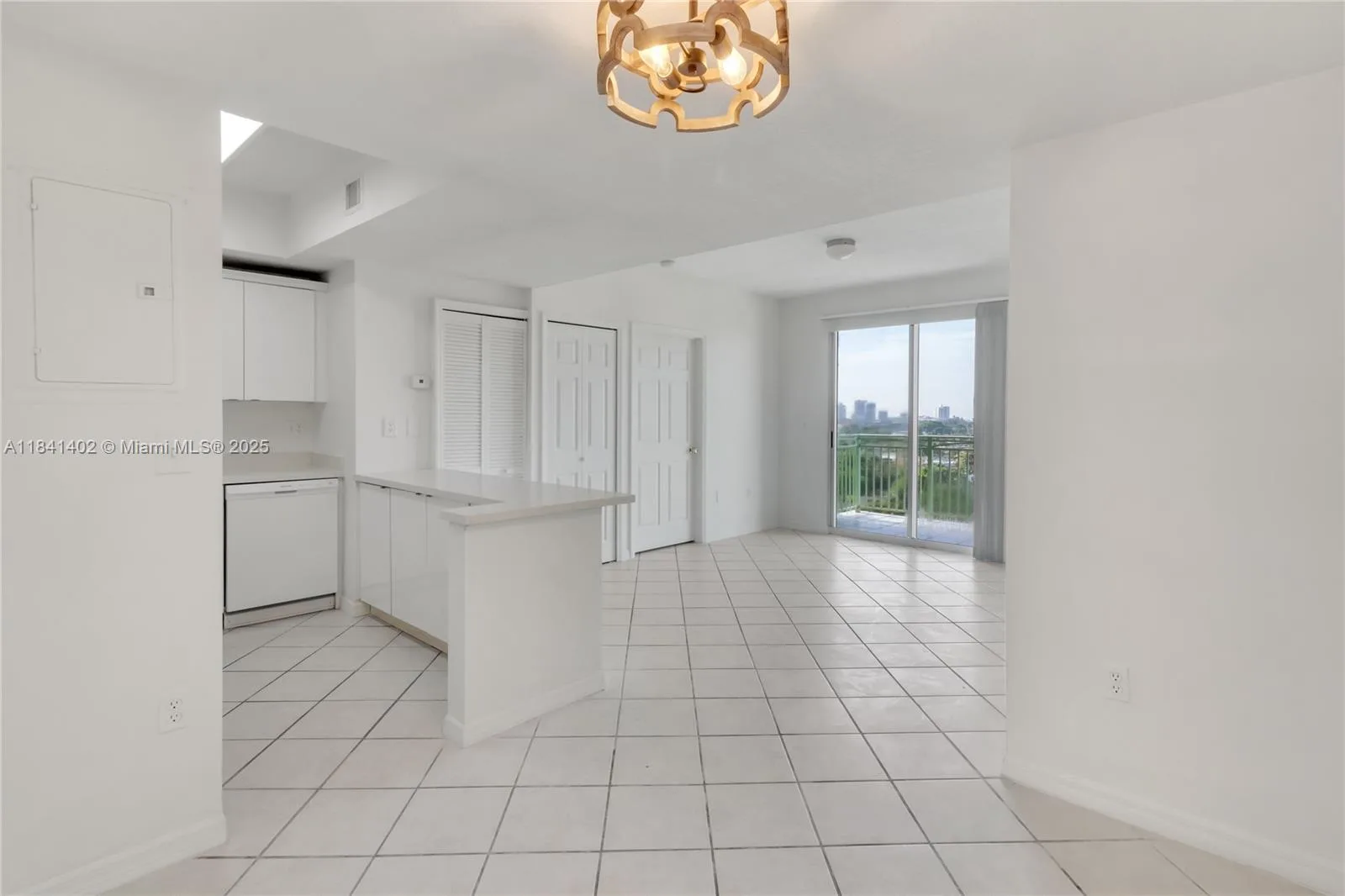 3500 Coral Way # 1207, Miami, FL 33145