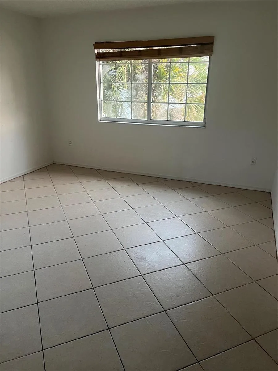 5031 Wiles Road # 202, Coconut Creek, FL 33073 photo 11