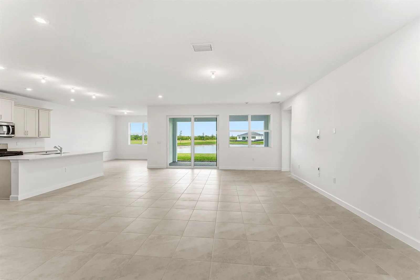 10864 SW Orana Drive, Port St. Lucie, FL 34987 photo 4