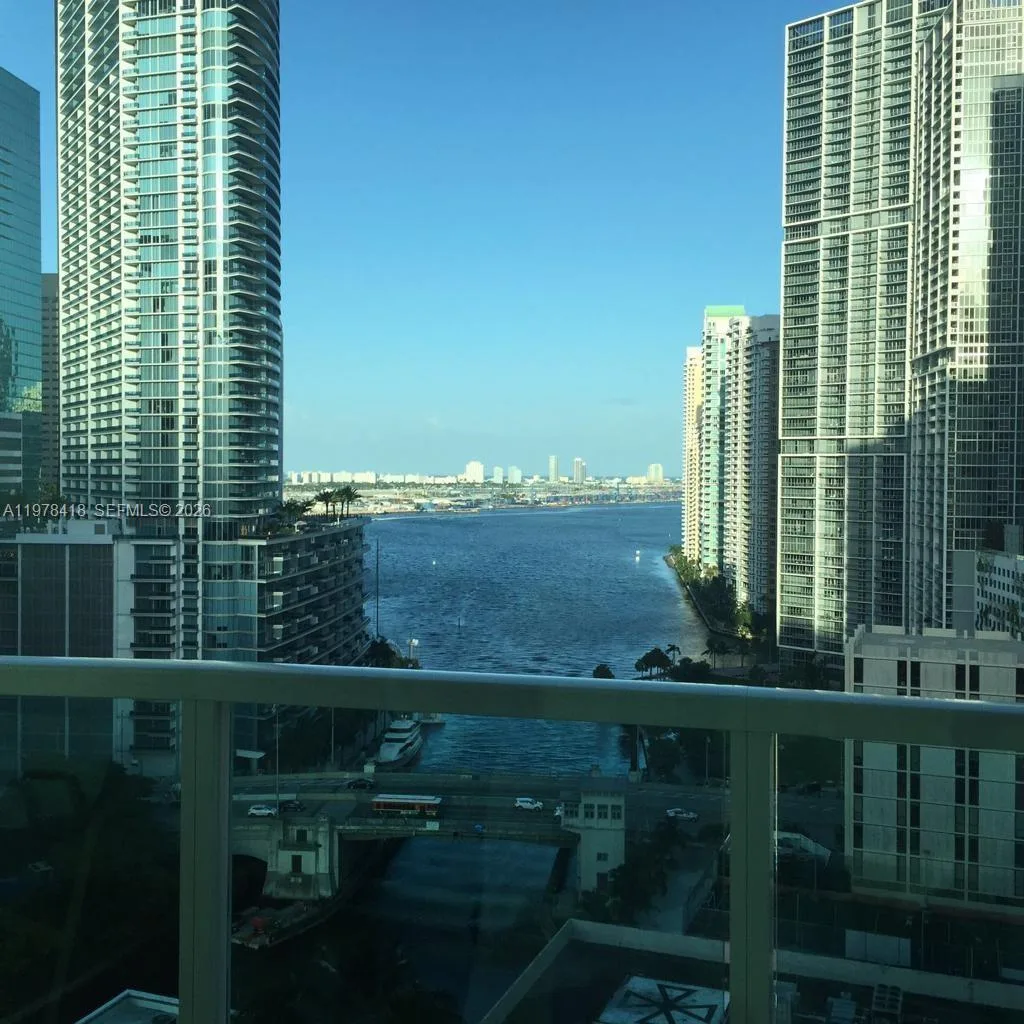31 SE 5th St # 2206, Miami, FL 33131