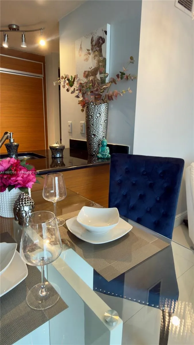 50 Biscayne Blvd # 1907, Miami, FL 33132 photo 5