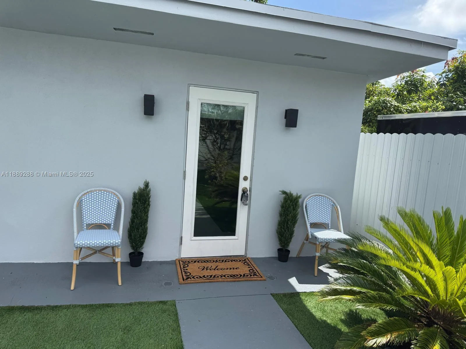 2943 SW 36th Ave # STUDIO, Miami, FL 33133