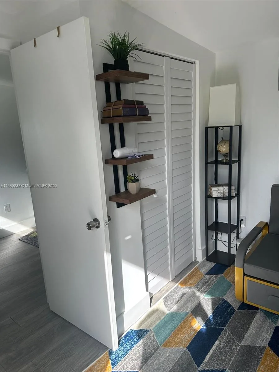 2943 SW 36th Ave # STUDIO, Miami, FL 33133 — zdjęcie 3
