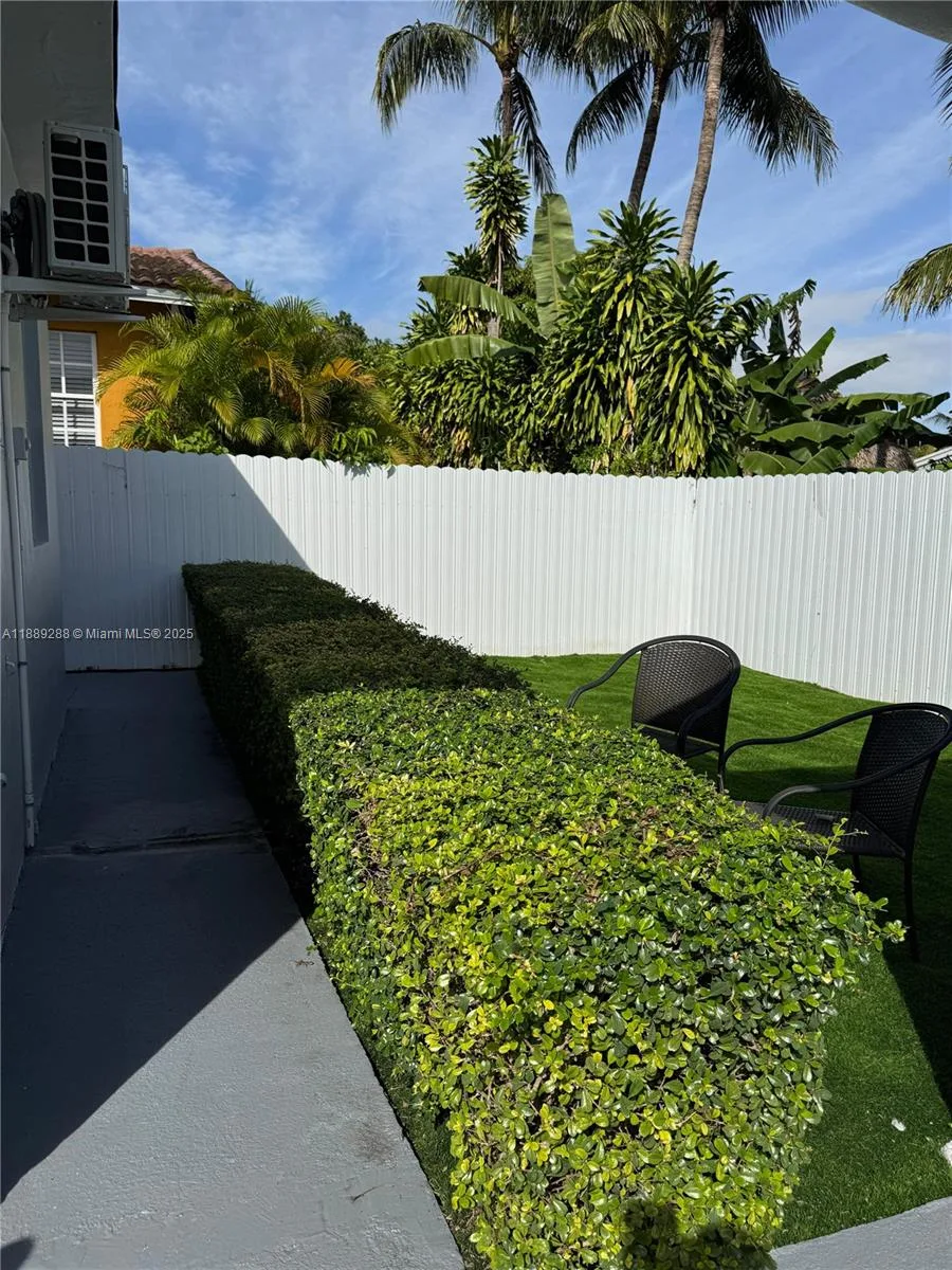 2943 SW 36th Ave # STUDIO, Miami, FL 33133 photo 9