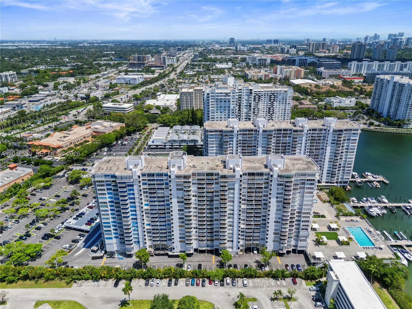 18011 Biscayne Blvd # 705, Aventura, FL 33160 photo 7