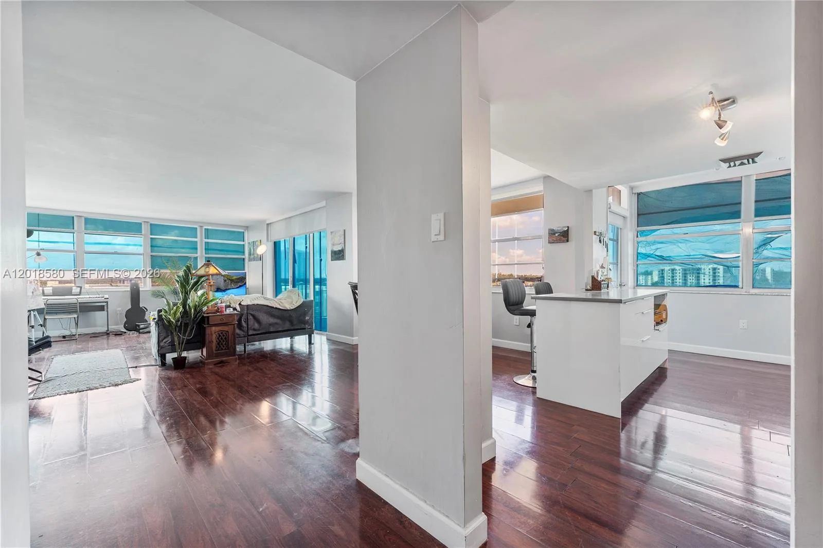18011 Biscayne Blvd # 705, Aventura, FL 33160 photo 9