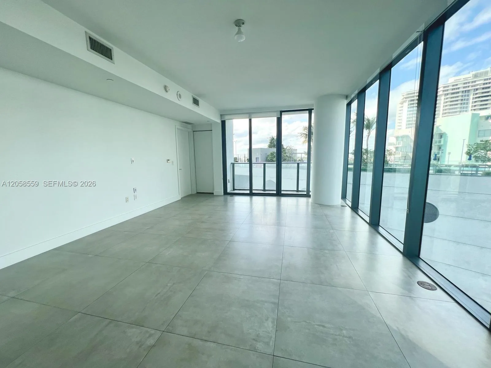 650 NE 32nd St # 908, Miami, FL 33137 photo 5