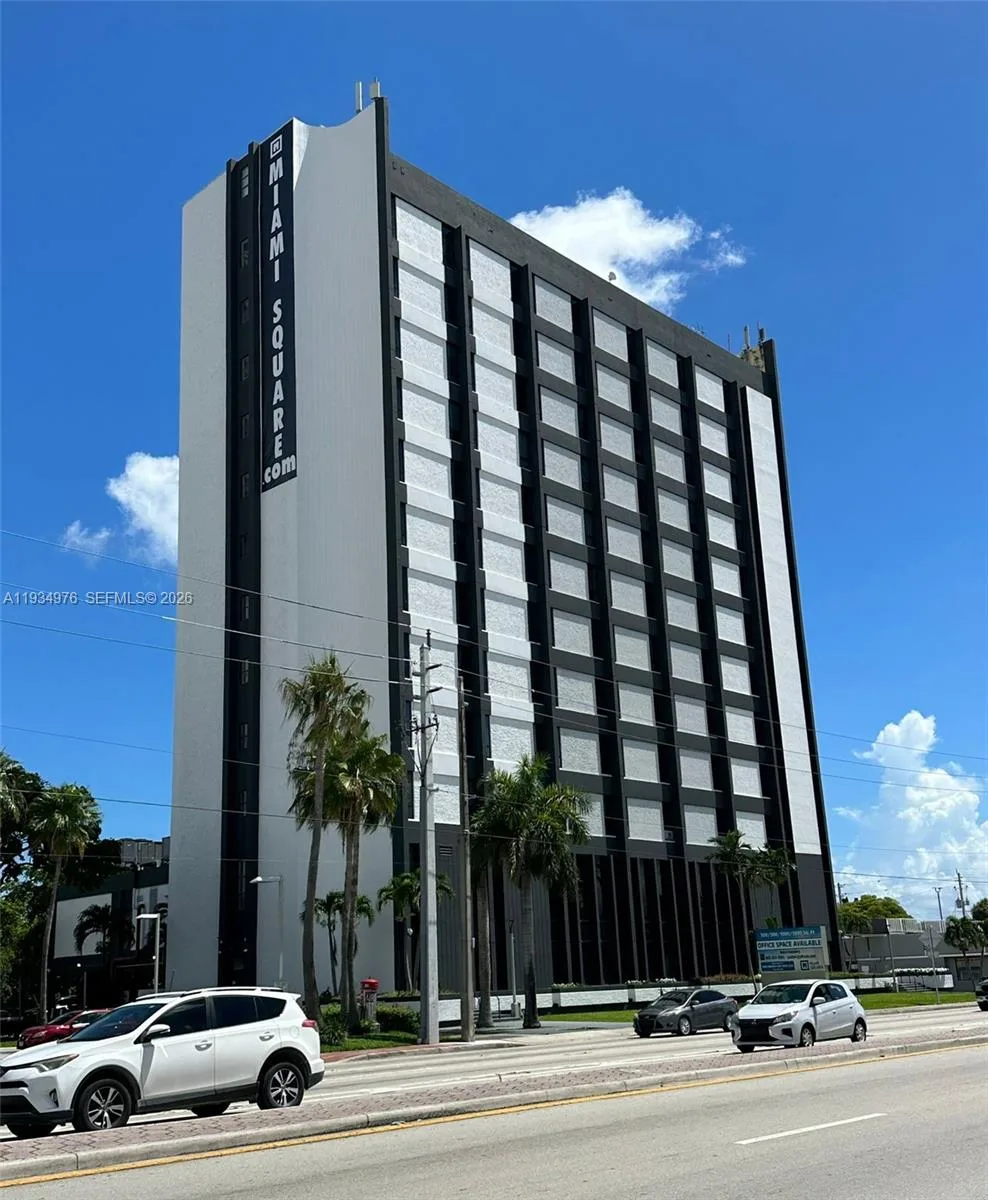 699 NE 167th St # 9th floor, North Miami Beach, FL 33162 photo 2