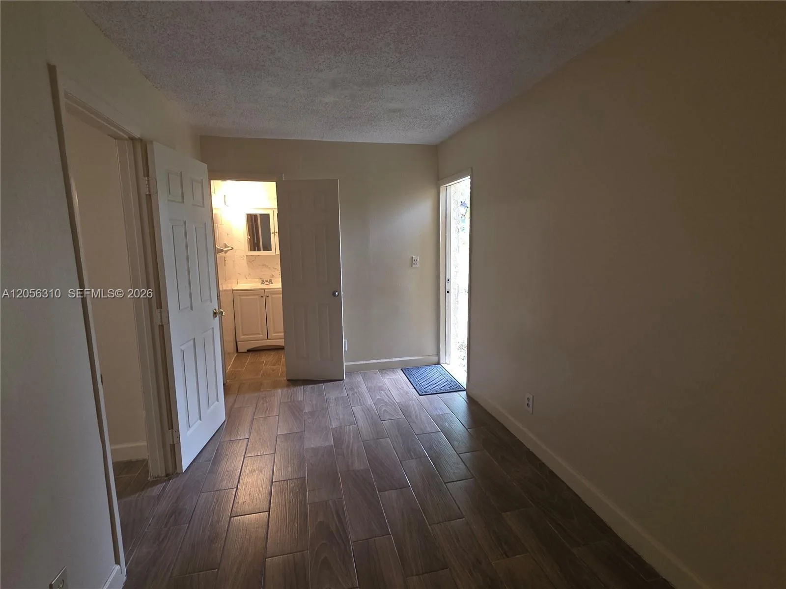 2930 NW 8th St, Fort Lauderdale, FL 33311 photo 8