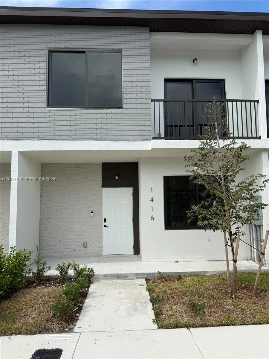 1416 NW 6th Ter, Florida City, FL 33034