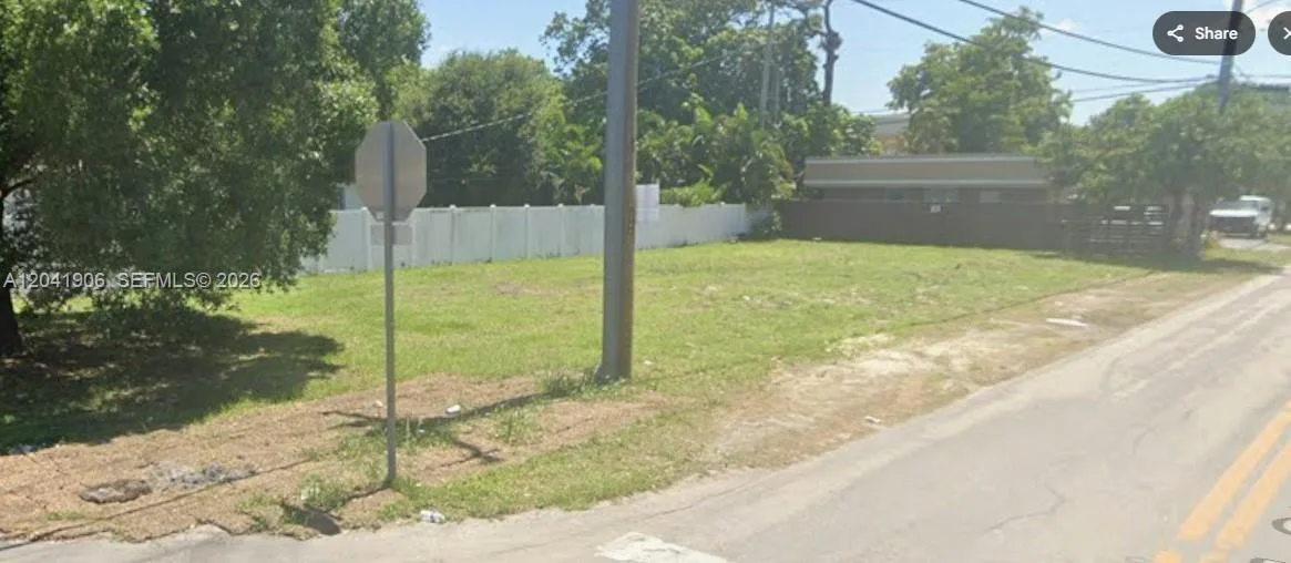 1518 NE 11th St, Fort Lauderdale, FL 33304