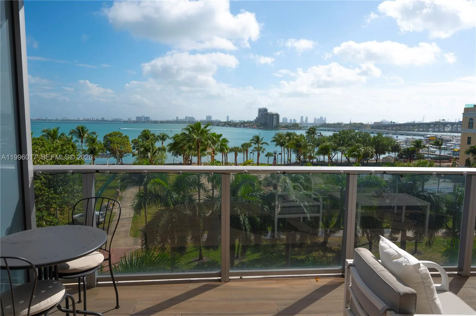 488 NE 18th St # 304, Miami, FL 33132 photo 13
