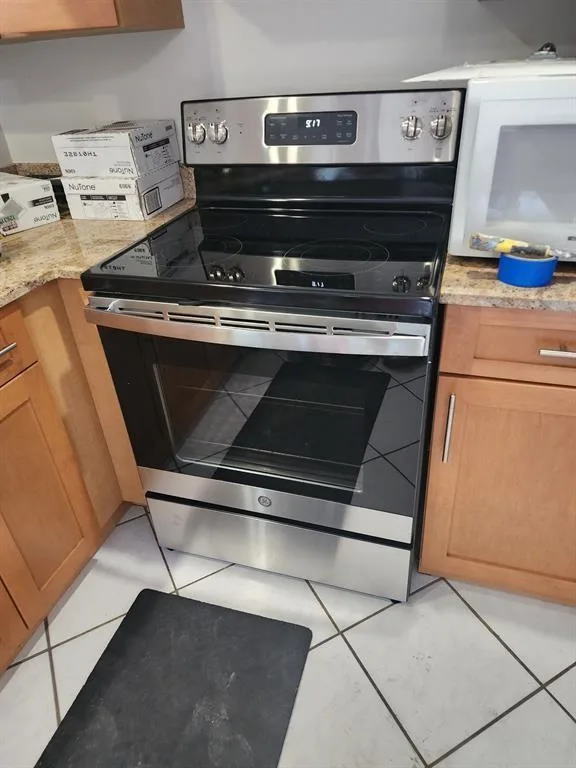 2875 15th Street # 2875, Pompano Beach, FL 33062 photo 2