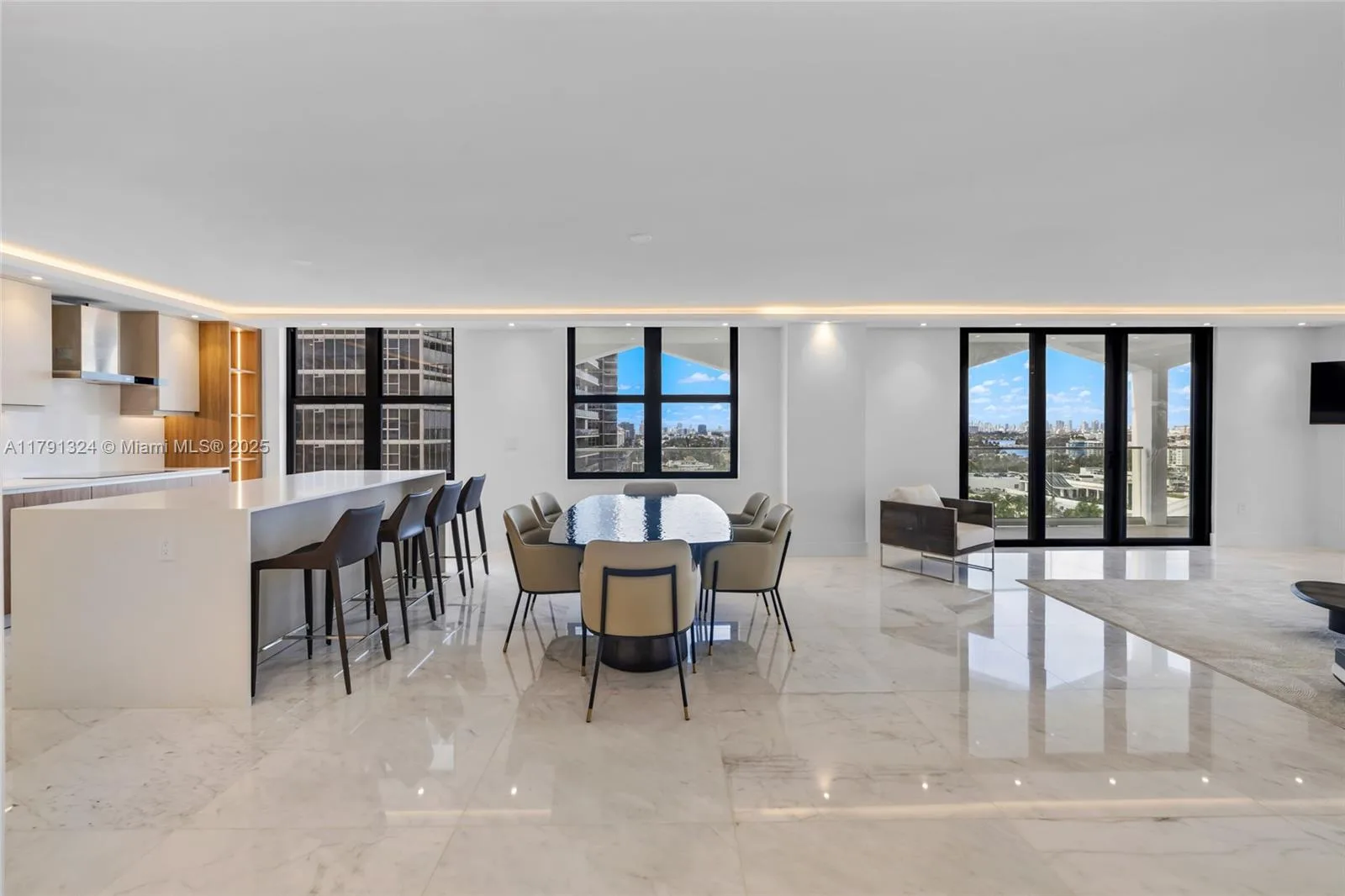 9801 Collins Ave # 17R, Bal Harbour, FL 33154