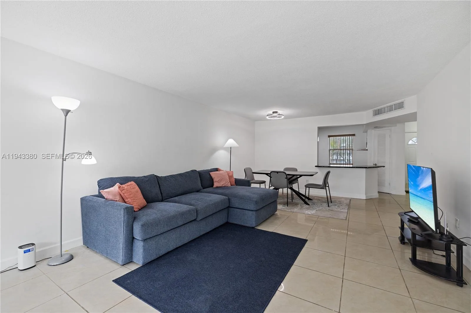 1501 NE 191st St # C216, Miami, FL 33179 photo 2
